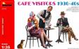 CAFE VISITORS 30-40S 1/35